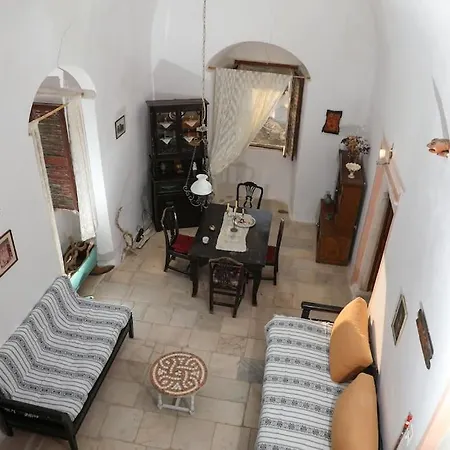 Ferienhaus Tower Of Dellarokas Mélanes